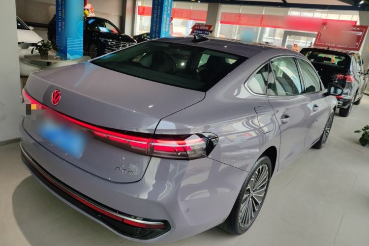 Used Volkswagen Passat 2025 Pro 380TSI Dragon Supreme Edition