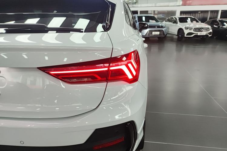 Used Audi Q3 Sportback 2022 40 TFSI Fashion Model
