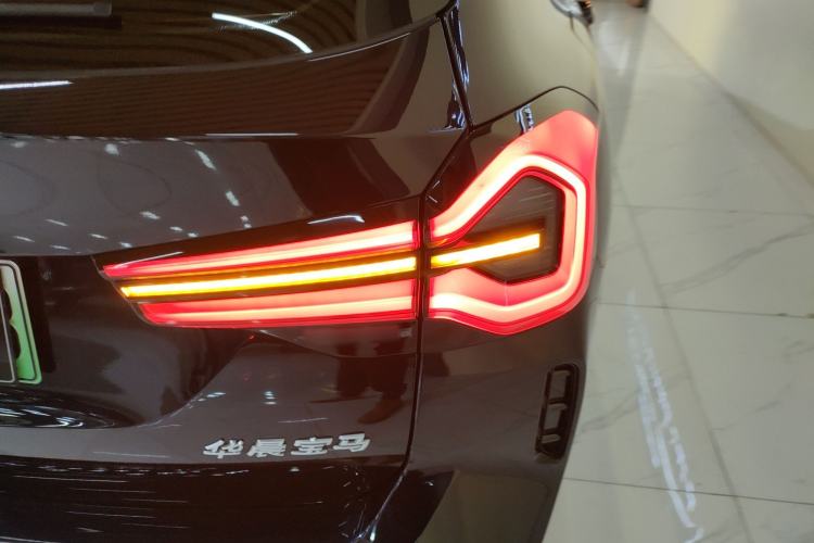 Used BMW iX3 2024 Leading Model
