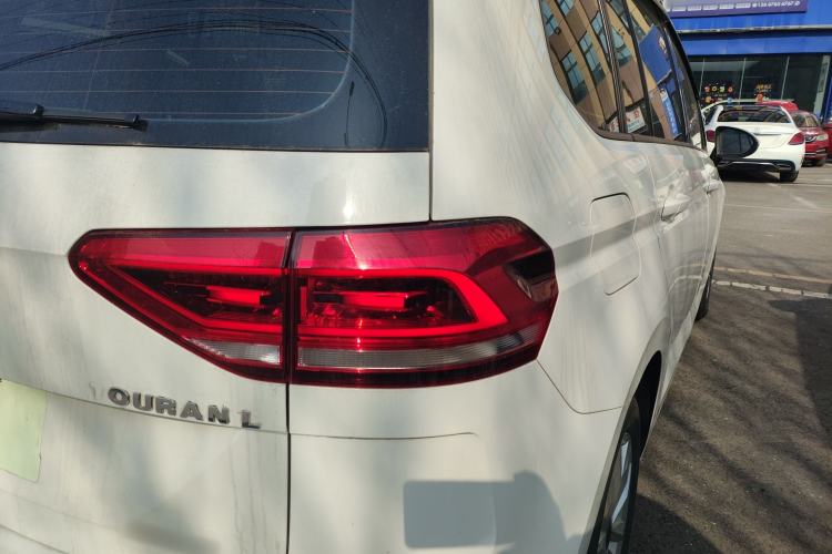 Used Volkswagen Touran 2018 Volkswagen Touran L 280TSI DSG Comfort Edition 7 Seats China VI Standard