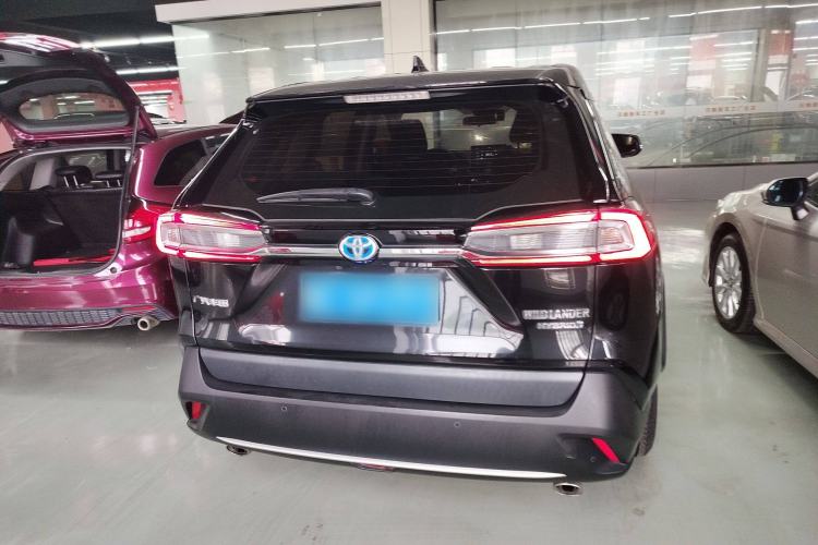 Used Toyota Wildlander 2022 Dual-Engine 2.5L E-CVT Two-Wheel Drive Luxury PLUS Edition
