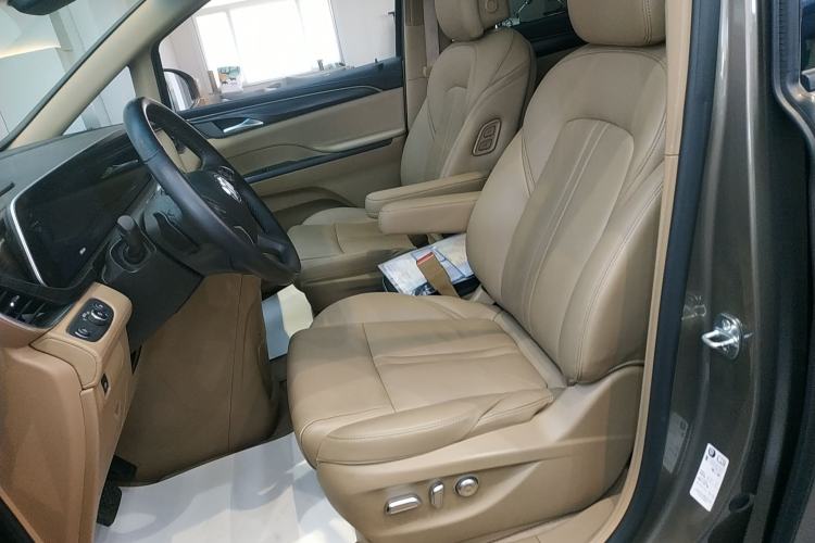 Used Buick GL8 2021 ES Land Cruiser 653T Luxury Edition