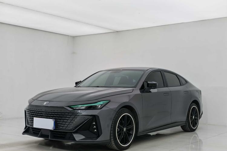 Used Changan UNI-V 2023 1.5T Premium Model