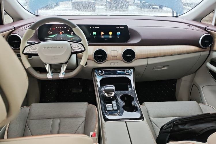 Used FORTHING Yacht 2022 1.5T DCT Chasing-the-Waves Edition
