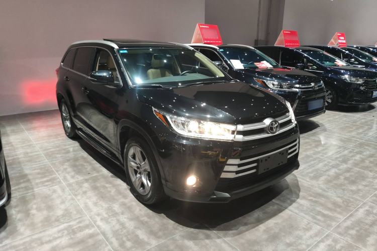 Used Toyota Highlander 2018 2.0T Four-Wheel Drive Luxury Version 7 Seats China VI Standard
