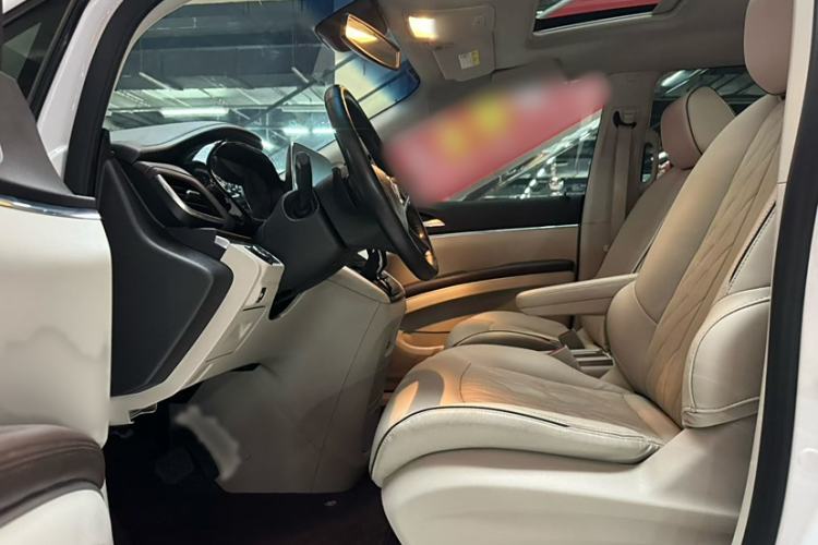 Used Buick GL8 2022 Land Business Class 652T Luxury Model
