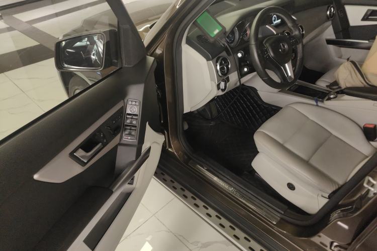 Used Mercedes-Benz GLK-Class 2013 Facelift GLK 300 4MATIC Fashion Edition