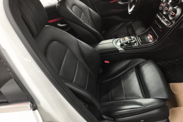 Used Mercedes-Benz GLC 2018 GLC 260 4MATIC Dynamic Edition
