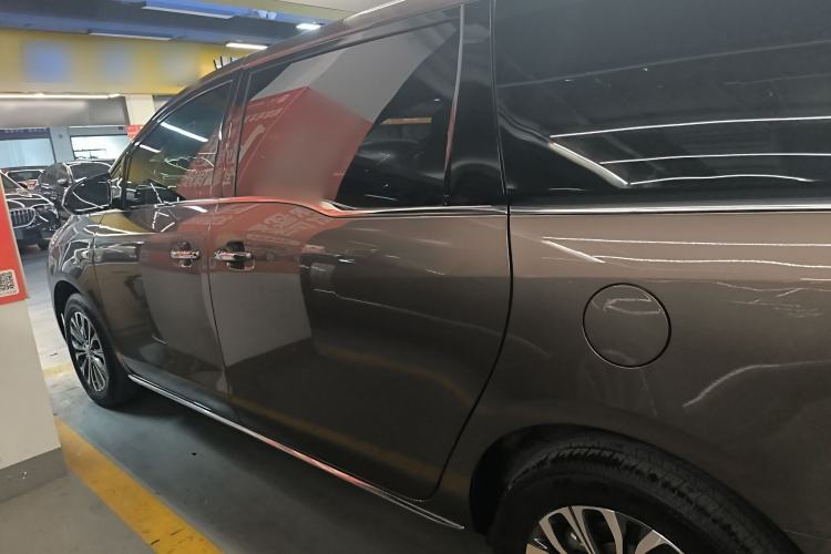 Used Buick GL8 2023 Land Executive Class 652T Luxury Model
