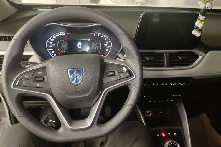 Used Baojun 510 2017 1.5L Automatic Fashion Model