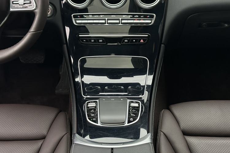 Used Mercedes-Benz GLC 2022 Second Facelift GLC 260 L 4MATIC Dynamic Edition
