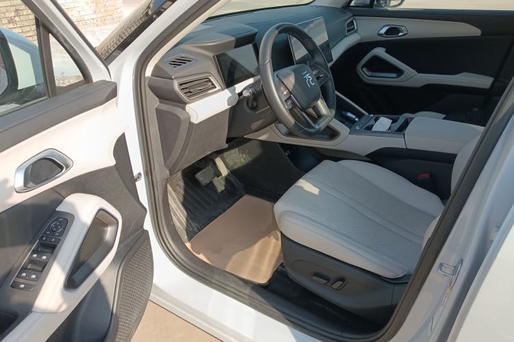 Used BYD Yuan UP 2025 Intelligent Driving Version 401 km Leading Edition
