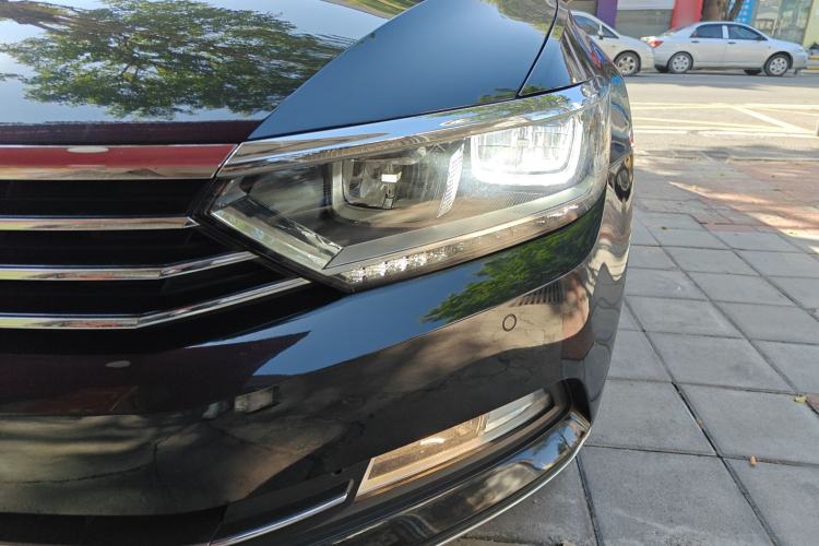 Used Volkswagen Magotan 2018 Facelift 380TSI DSG Luxury Version
