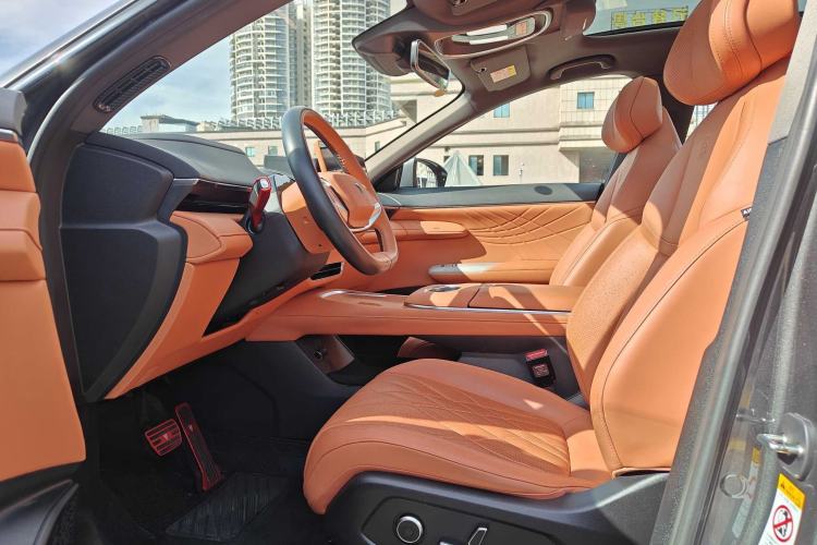 Used  S07 2023 200Max Range-Extended Version