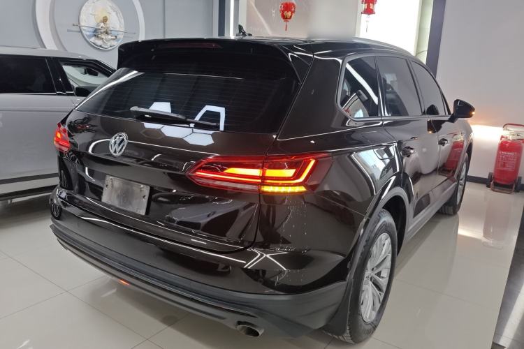 Used Volkswagen Touareg 2019 2.0 TSI Flagship Edition China VI

