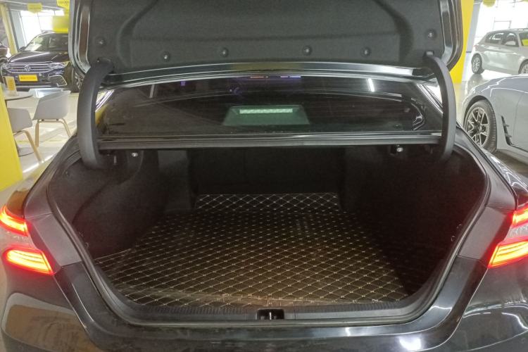 Used Toyota Camry 2018 Dual-Engine 2.5 HG Luxury Edition