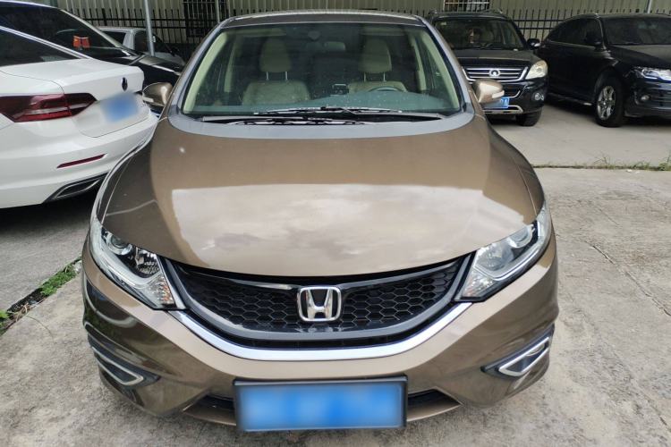 Used Honda Jade 2013 1.8L automatic Comfort version 5 seats