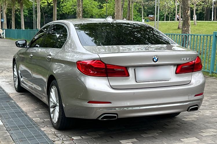 Used BMW 5 Series 2020 525Li Luxury Package
