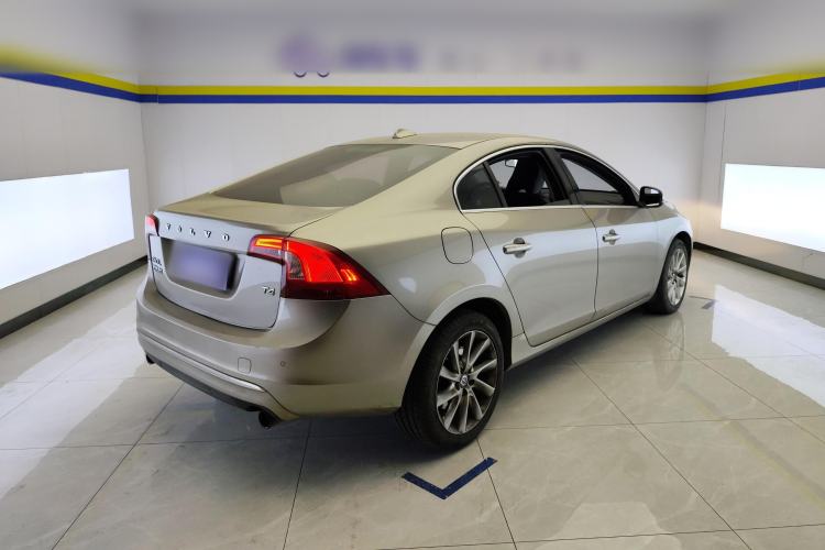 Used Volvo S60 2016 S60L T4 Zhiyuan Edition
