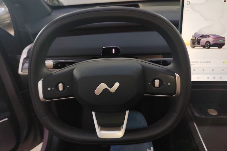 Used ONVO L60 2024 60 kWh All-Wheel Drive
