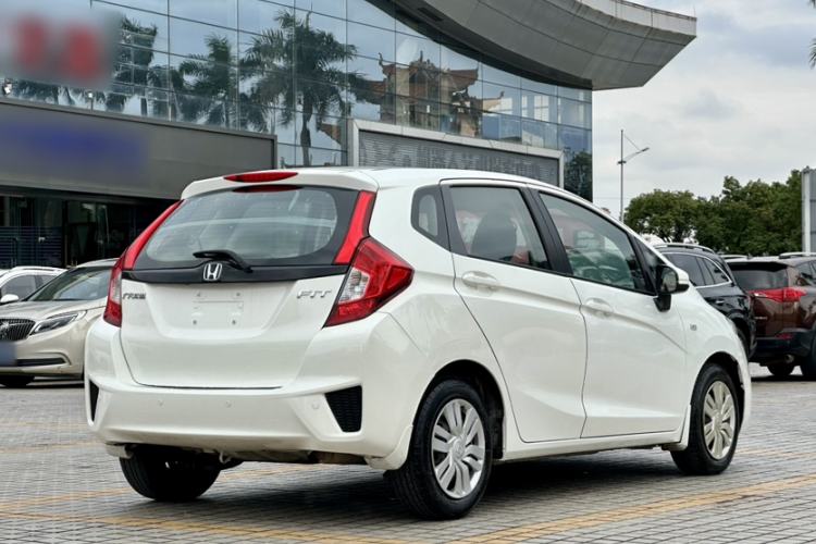 Used Honda Fit 2014 1.5L LX CVT Comfort Model
