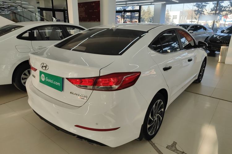 Used Hyundai Elantra 2019 1.4T Dual-Clutch Xuan Dong · Dynamic Model
