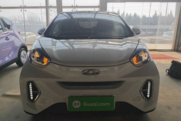 Used Chery Little Ant 2022 Revised Version Sweet Pink Edition Half-Sugar Version Lithium Iron Phosphate 30.7 kWh 30 kW 301 km