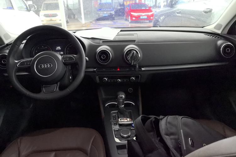 Used Audi A3 2014 Limousine 35 TFSI Automatic Comfort Model