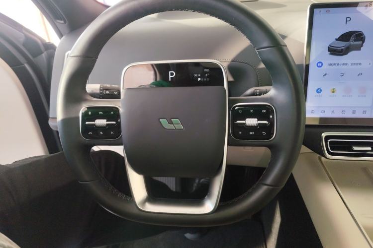 Used Li Auto L7 2023 Pro Model
