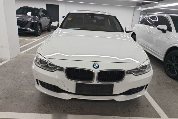 Used BMW 3 Series 2015 320i Luxury Line Stylish Edition
