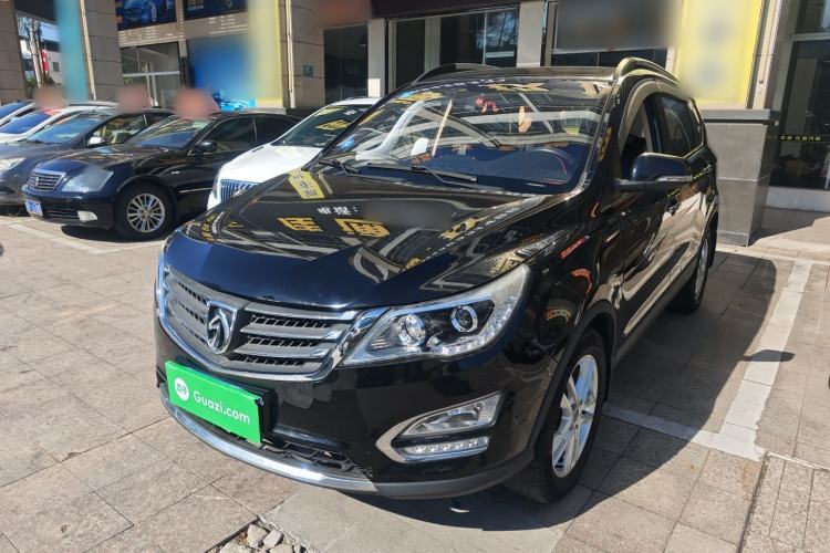 Used Baojun 560 2015 1.8L Manual Elite Model