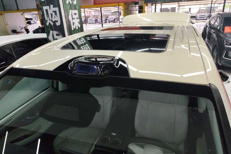 Used VOYAH Dream 2025 PHEV Four-Wheel-Drive Flagship Version – Qiankun Edition
