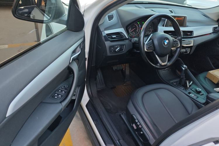 Used BMW X1 2016 sDrive18Li Premium Edition
