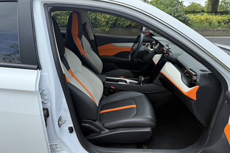 Used Dongfeng Aeolus Yixuan 2023 Mach Edition 1.5L Automatic Chasing Wind Version
