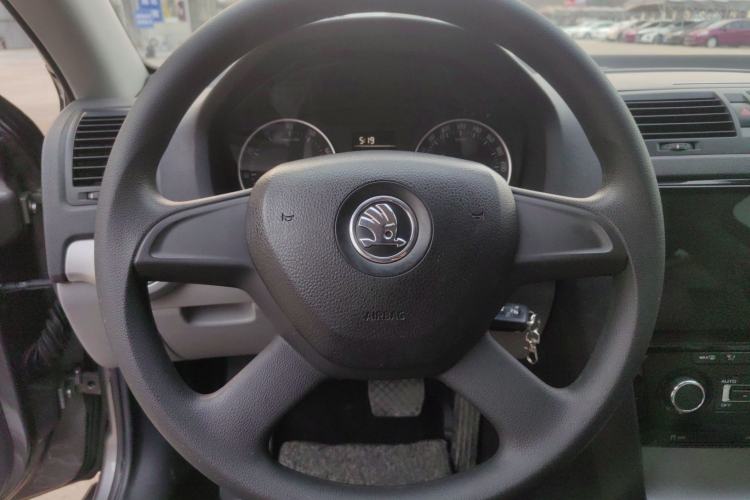 Used Skoda Octavia 2014 1.4TSI DSG Yijun Edition
