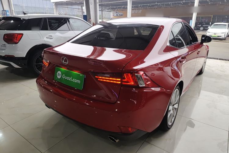 Used Lexus IS 2015 200t F SPORT