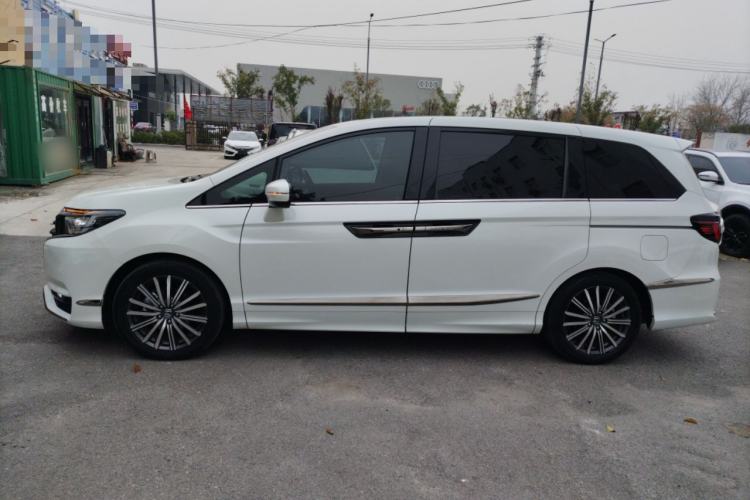 Used Honda Elysion 2022 2.0L eHEV Luxury Edition
