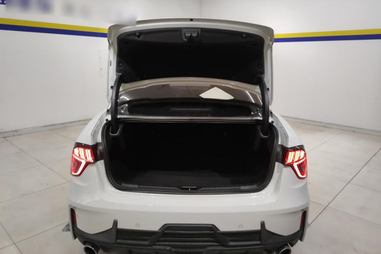 Used Lynk & Co 03 2022 2.0TD DCT GenioPlus
