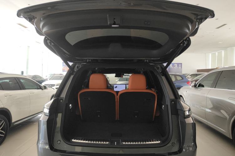 Used Li Auto L9 2024 Ultra Model
