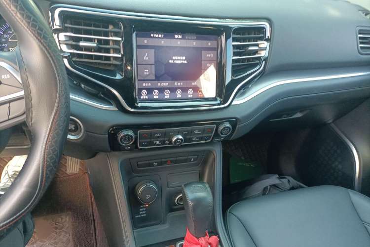 Used  Grand Commander 2018 2.0T Four-Wheel Drive Enjoyment Edition China VI
