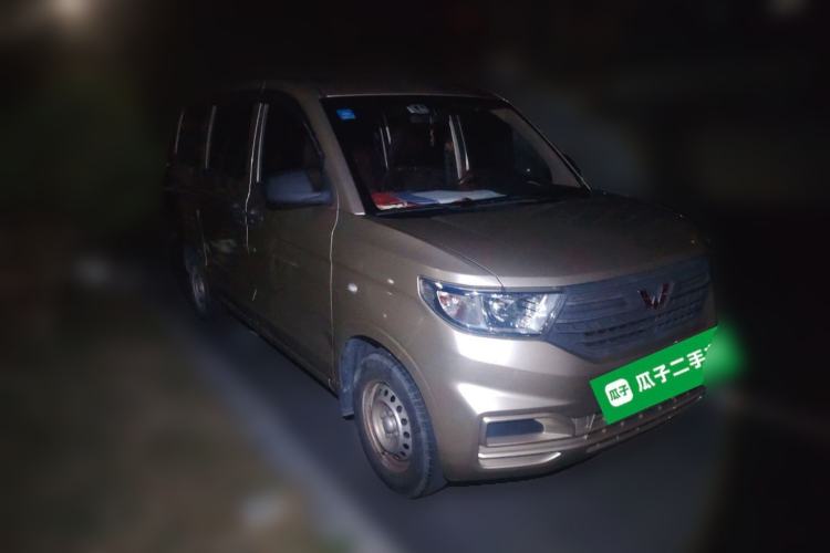 Used Wuling Hongguang V 2019 1.5L Base Version China VI LAR
