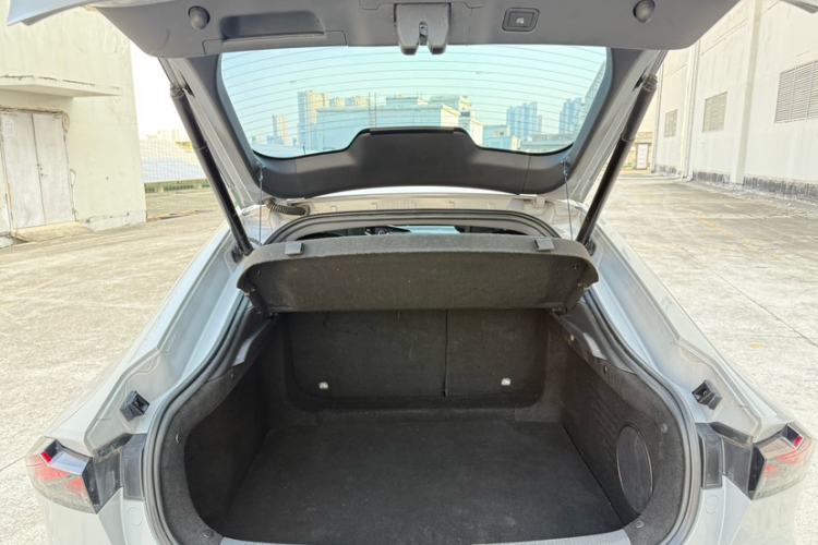 Used Changan UNI-V 2022 1.5T Smart Navigation Version