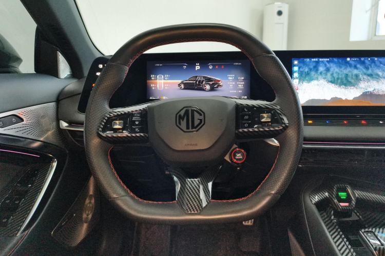 Used MG 7 2023 2.0T Automatic Trophy+ Ignition Glory Edition
