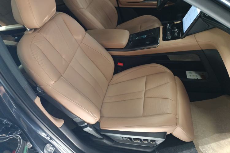 Used Nio ES8 2020 415 km Range 6-Seater Version