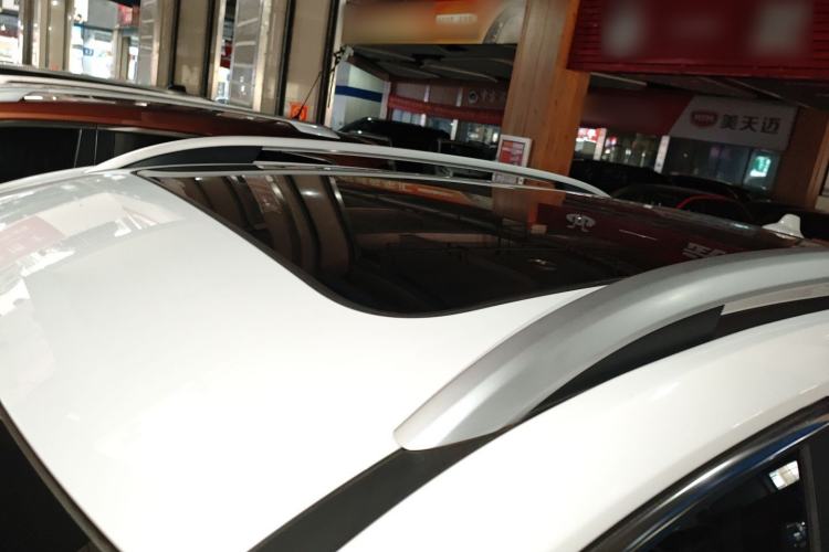 Used Roewe RX5 2023 PLUS 330TGI Automatic Trendsetting Smart Edition
