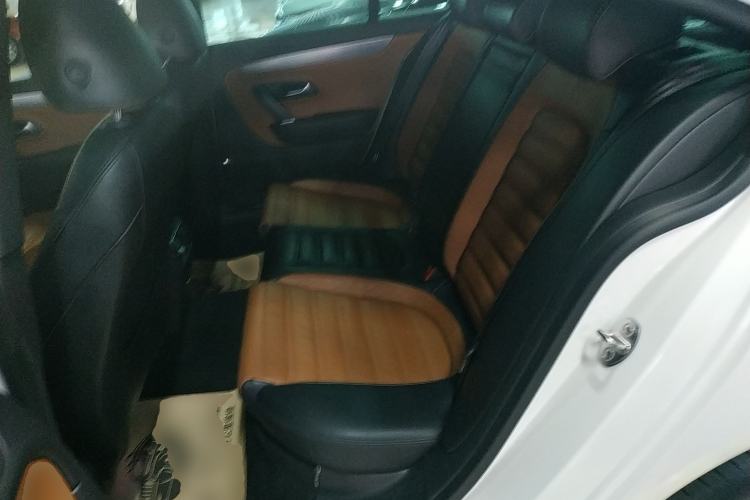 Used Volkswagen FAW-Volkswagen CC 2015 2.0 TSI Ultimate Model
