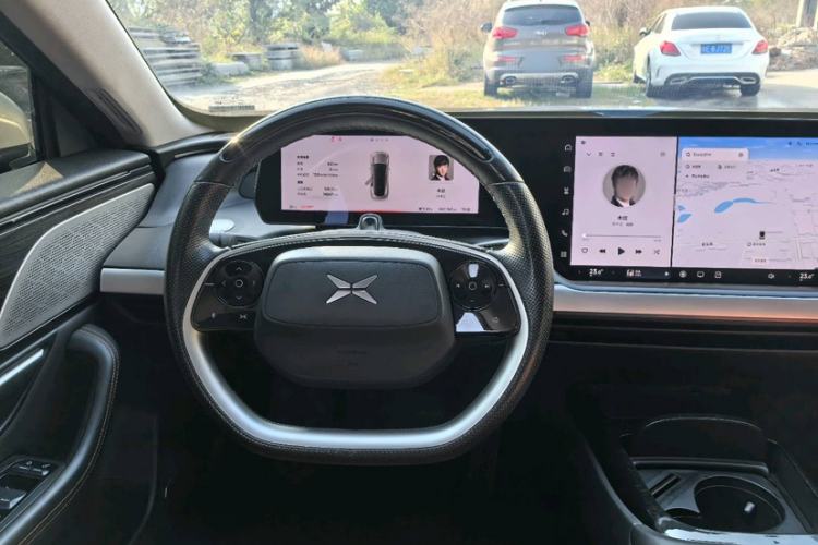 Used XPeng P7 2022 480 Standard Range Smart Drive Edition
