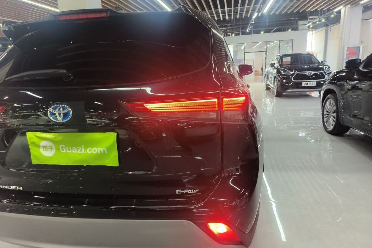 Used Toyota Highlander 2023 2.5L Smart Electric Hybrid Dual-Engine Four-Wheel Drive Prestige Version – 7 Seats