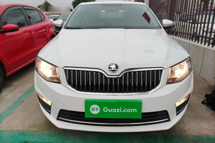 Used Skoda Octavia 2017 1.6L Automatic Chuanxing Edition
