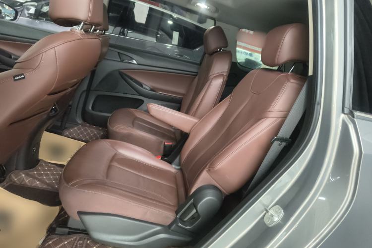 Used Buick GL6 2019 18T 6-Seater Connected Luxury Version China V Standard